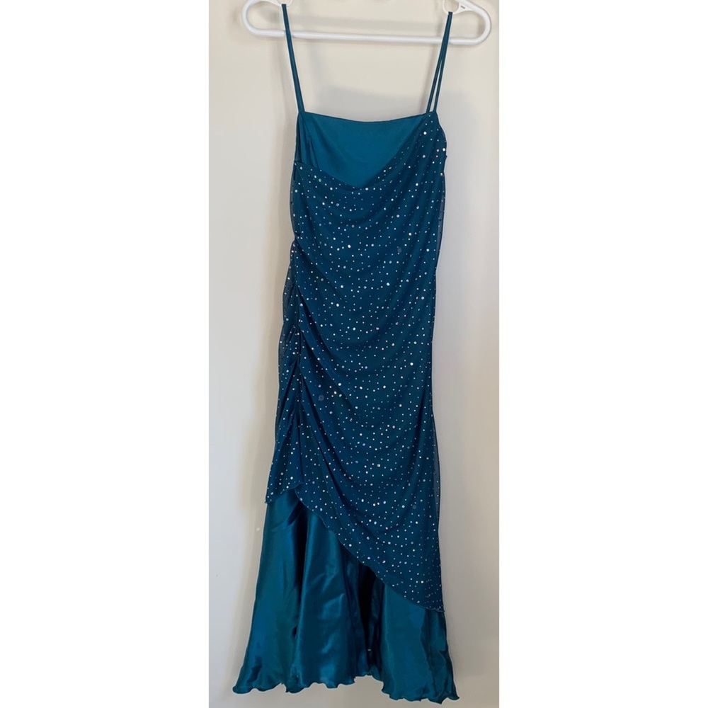 Custom-made prom/chic dress
